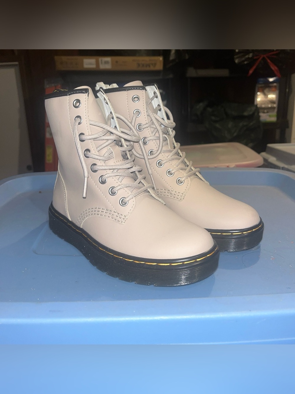 Dr Martens Taupe Boots Mens 5 Womens 6 Lace Up Zavala Combat Beige Taupe New
